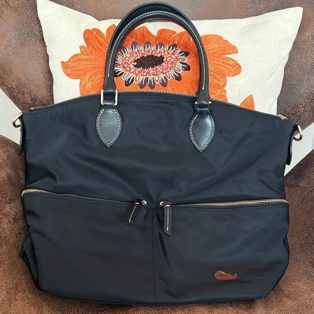 DOONEY & BOURKE TOTE VGUC - FOR LIVE